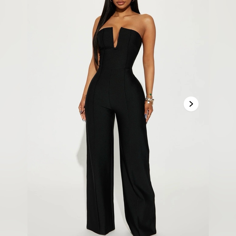Fashion Nova Black Strapless V-Notch Wide-Leg Jumpsuit